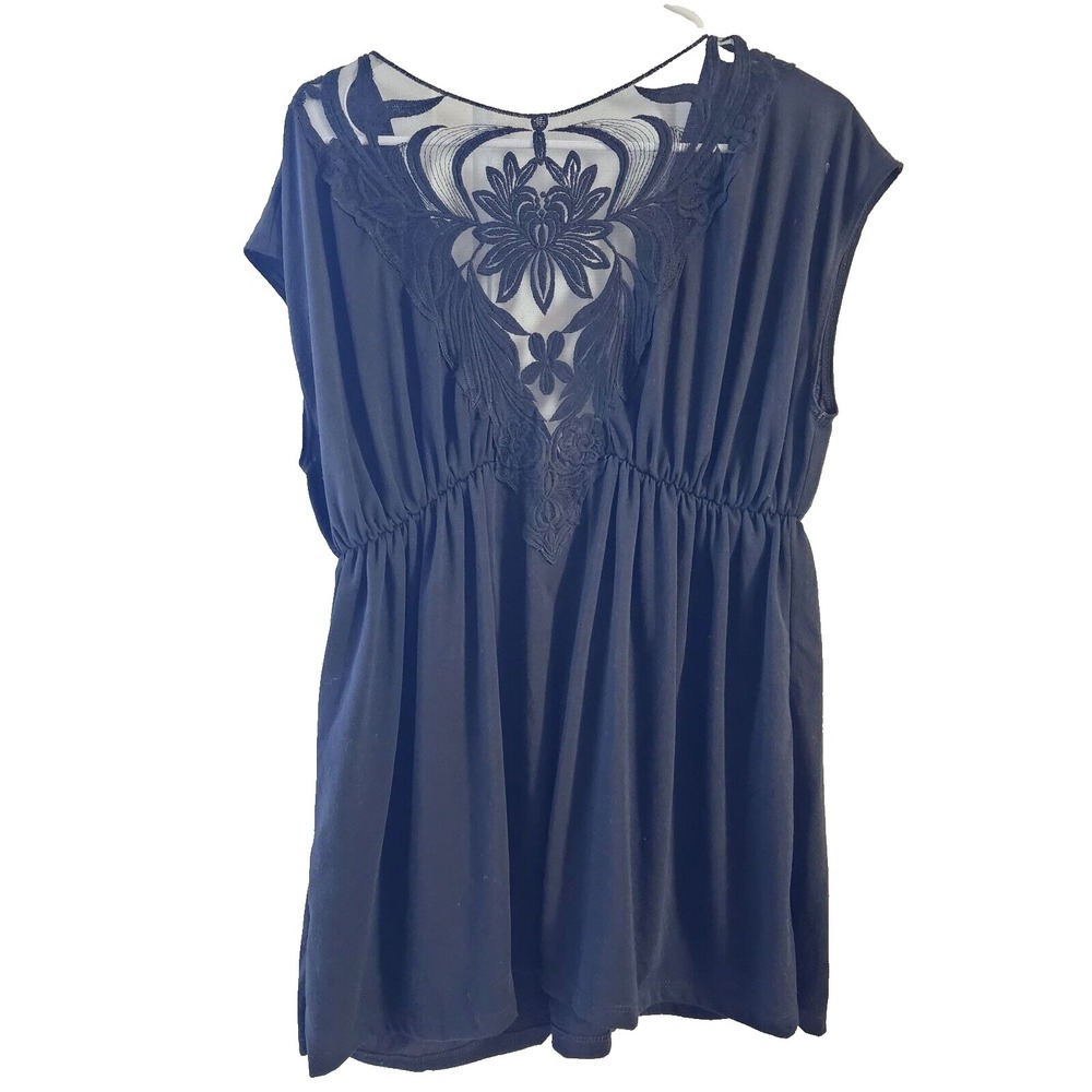 CANDY RAIN Women's V-Neck Black Blouse Top Size 1X —‎ Used, Great Condition! - Picture 5 of 9